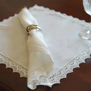 Classic Irish Linen Lace Napkin Set