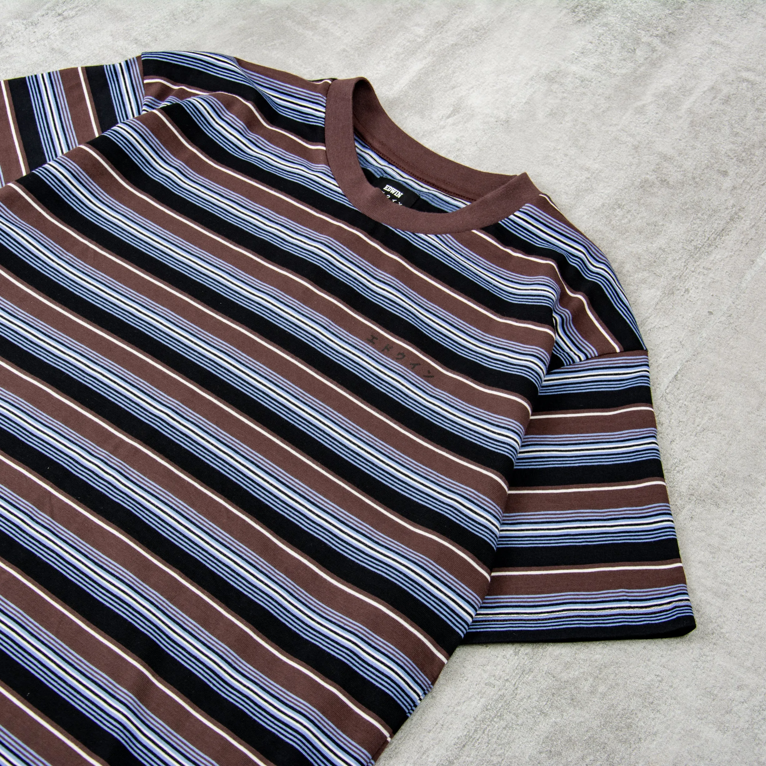 Edwin Quarter S/S Tee - Brown / Black
