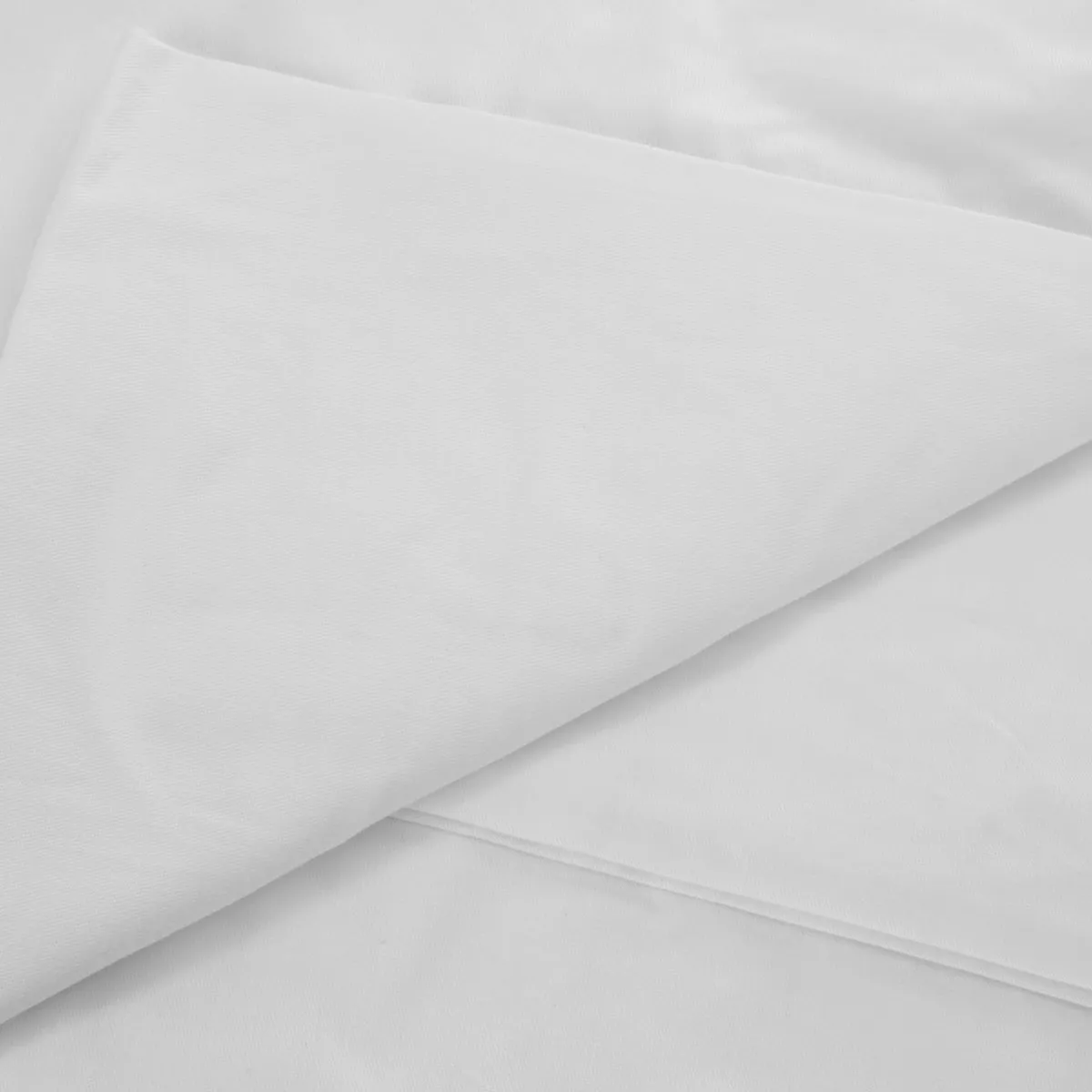 Plain White 3-Piece Bedding Set