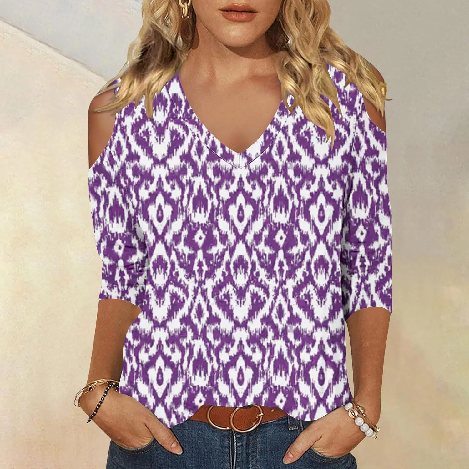 Womens 3/4 Sleeve Cold Shoulder Tops V Neck Vintage Floral Shirts Casual Shirts Dressy Blouse Trendy Tshirts Cute Tees